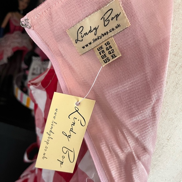 Broken zipper uk16 us 12 xl Lindy bop dress new with tags - Picture 2 of 3
